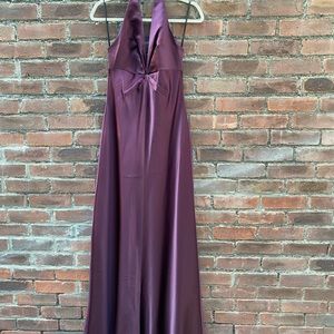 Laundry by Shelli Segal Halter dress